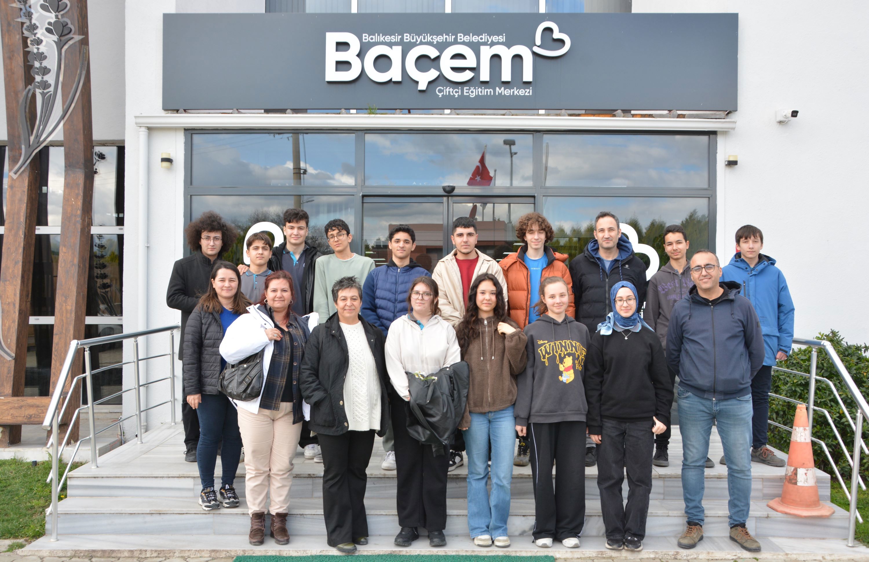 Burhaniye Kuvâ-yı Milliye Fen Lisesi Öğrencilerinden BAÇEM Ziyareti