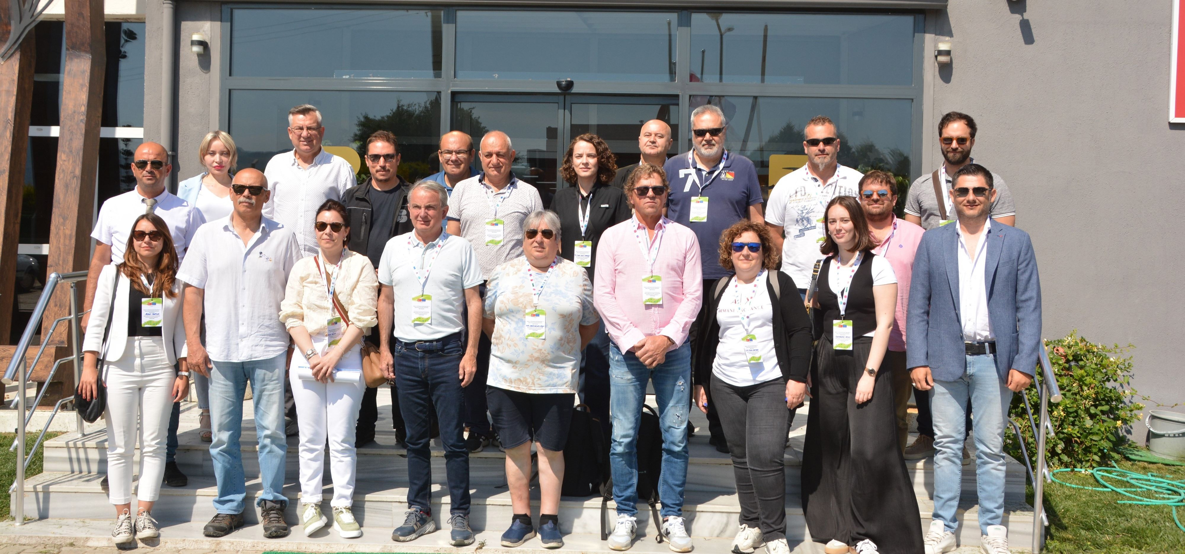 'İklim Çağında Zeytin Ağacı Yetiştiriciliği Uyum Stratejileri İle Mücadele'' Projesi Kapsamında Yurt Dışından Gelen Heyet BAÇEM'i Ziyaret Etti