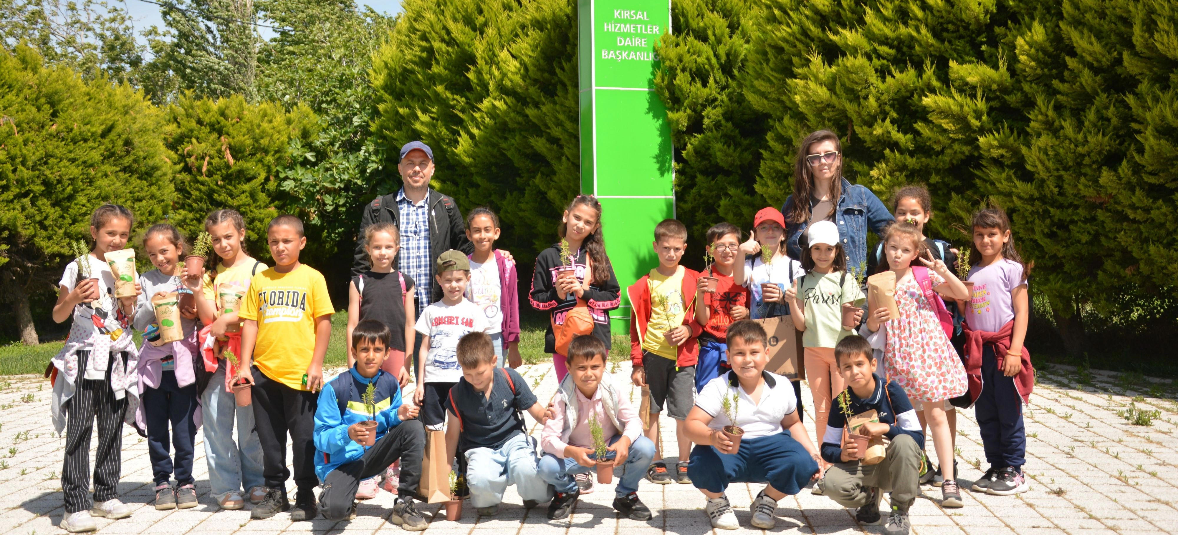 Burhaniye Cumhuriyet İlkokulu 3.Sınıf Öğrencileri BAÇEM Ziyareti Gerçekleştirdi